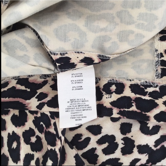 bebe (Sm) Leopard print ,v-neck empire waist dress - Picture 4 of 7